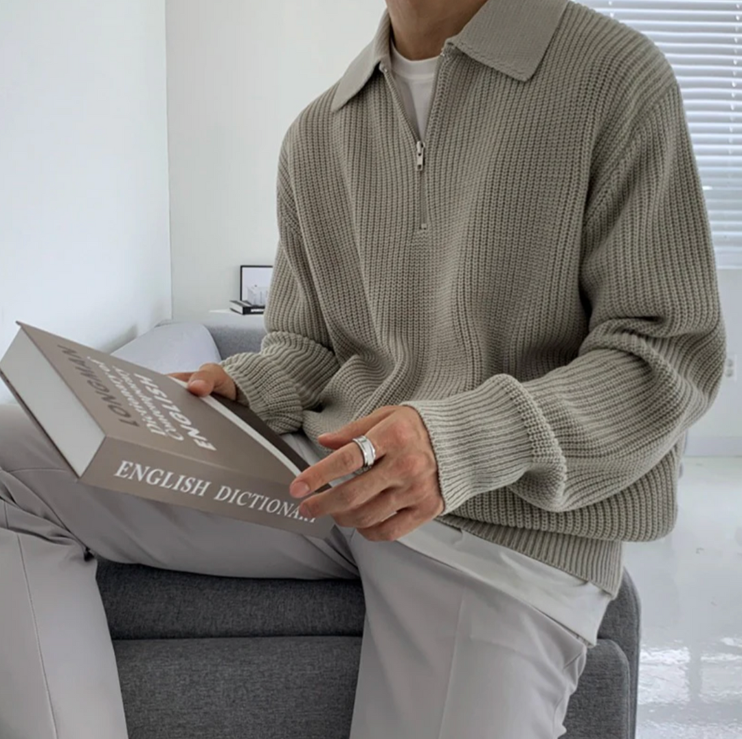 Klassischer Pullover mit Reißverschlusskragen