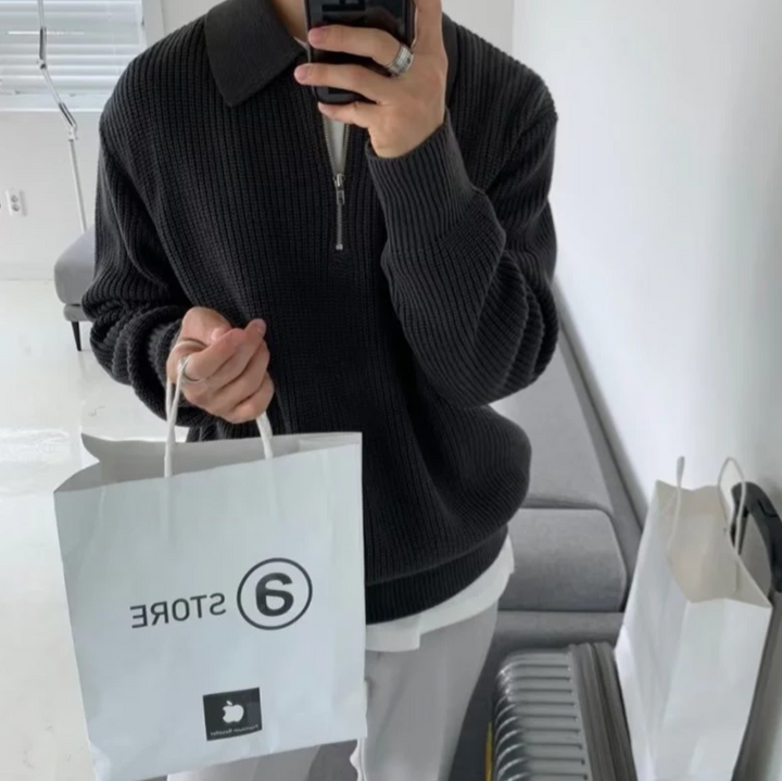 Klassischer Pullover mit Reißverschlusskragen