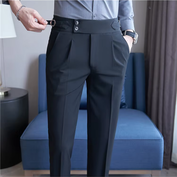 Herenpantalon met hoge taille, dubbele plooien en gespband
