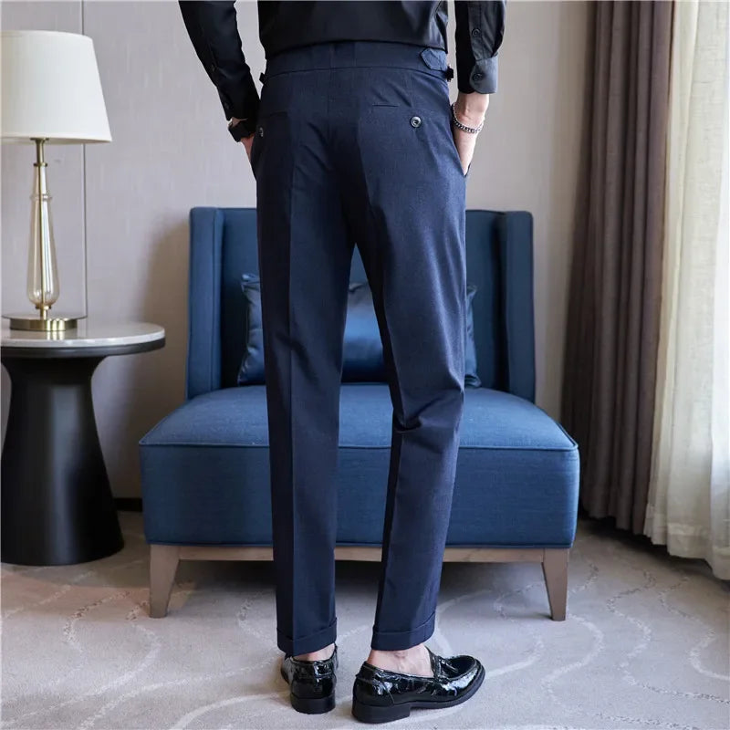 Herenpantalon met hoge taille, dubbele plooien en gespband