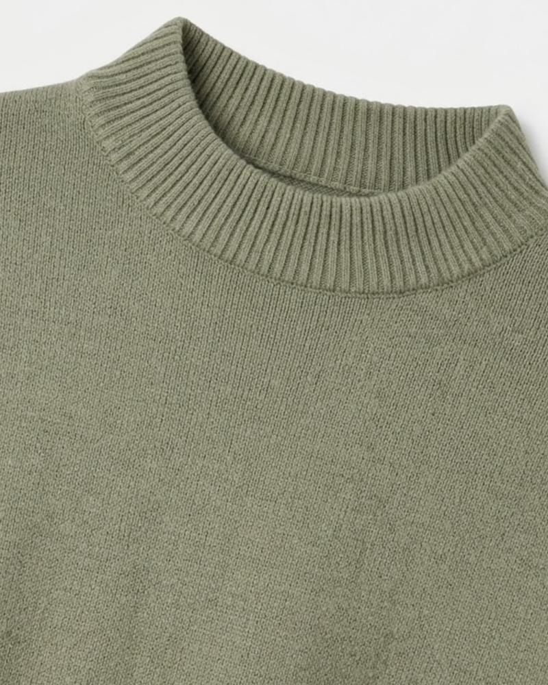 Herrenpullover aus Merinowollmischung mit Stehkragen und Rippbündchen