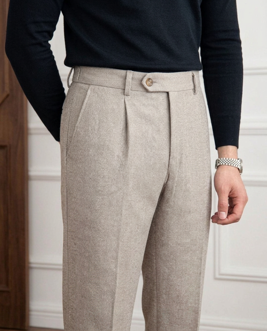 Pantalon Homme à Motif Chevrons avec Jambe Fuselée et Bouton Latéral