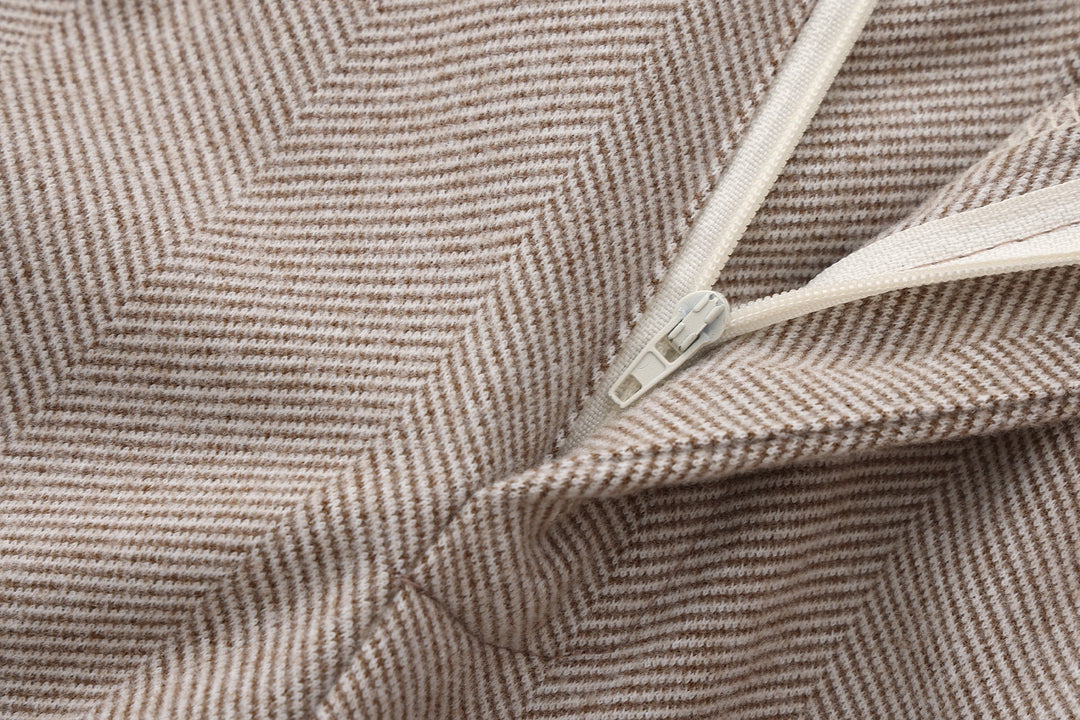 Pantalon Homme à Motif Chevrons avec Jambe Fuselée et Bouton Latéral