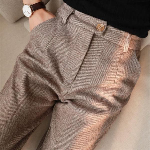 Pantalon Homme à Motif Chevrons avec Jambe Fuselée et Bouton Latéral