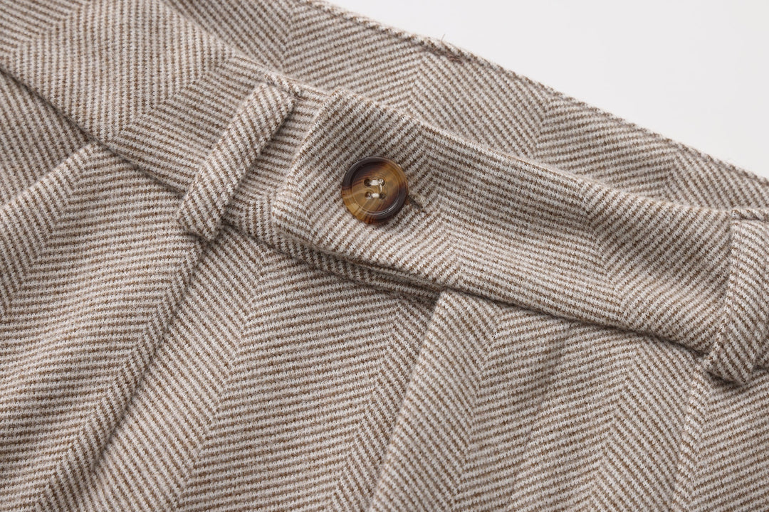 Pantalon Homme à Motif Chevrons avec Jambe Fuselée et Bouton Latéral