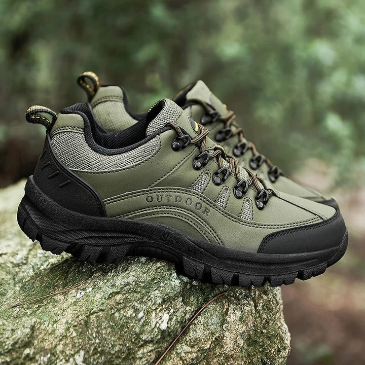 Women's orthopedic walking shoes with cushioned lug soles