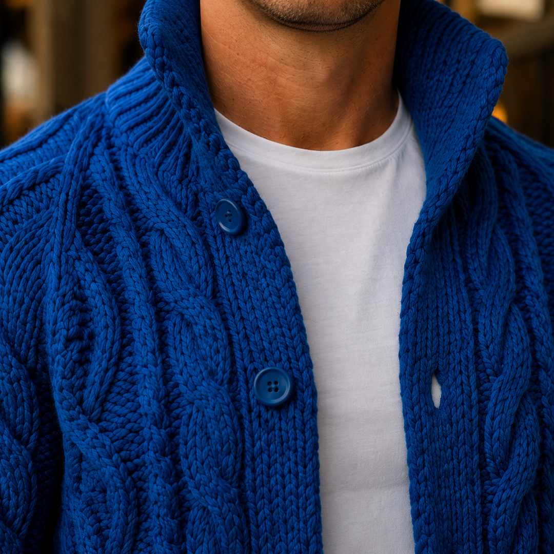 Maglione da uomo in maglia intrecciata con collo sciallato e bottoni