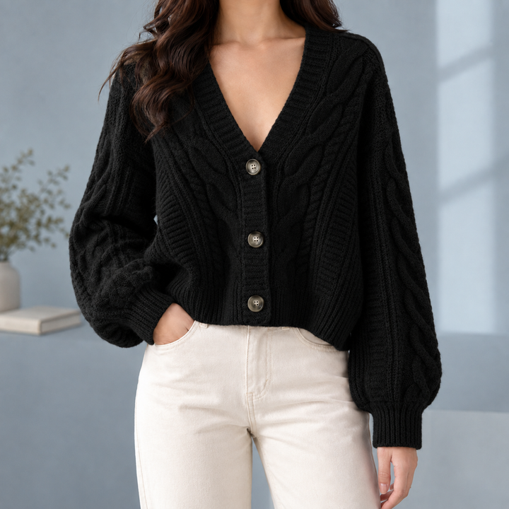 Gilet da donna in maglia a treccia con scollo a V profondo e tre bottoni