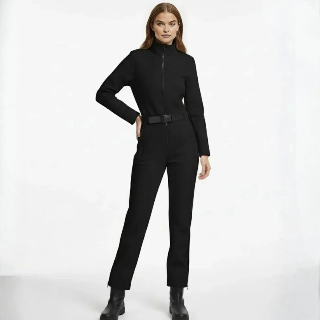 Getailleerd dames-skioverall van softshell, gevoerd met fleece