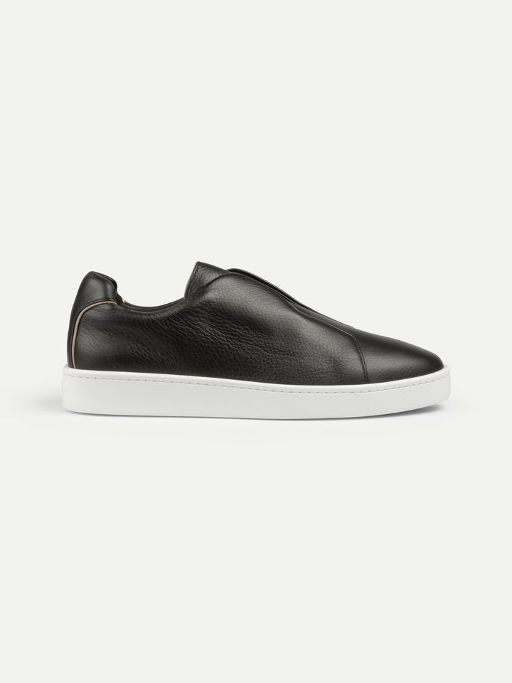 Heren leren instappers - contrasterende rand en witte zool