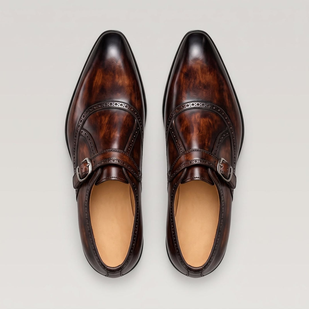 Herren-Lederschuhe mit Schnalle, Patina und Brogue-Details