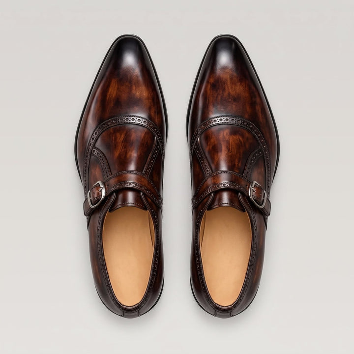 Herren-Lederschuhe mit Schnalle, Patina und Brogue-Details