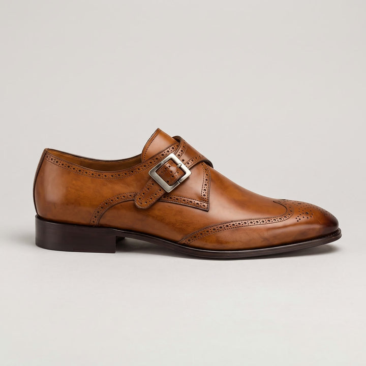 Herren-Monks mit einfacher Schnalle aus Leder mit Brogue-Details