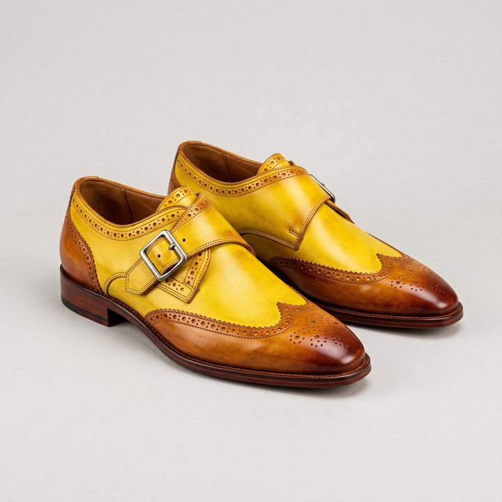 Zweifarbige Herren-Lederschuhe mit einfacher Schnalle und Brogue-Details