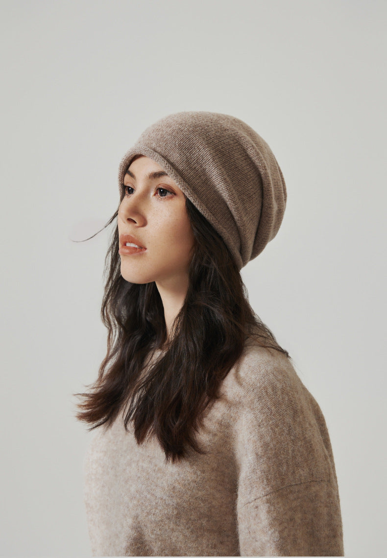Cappello da donna in lana pura con bordo arrotolato