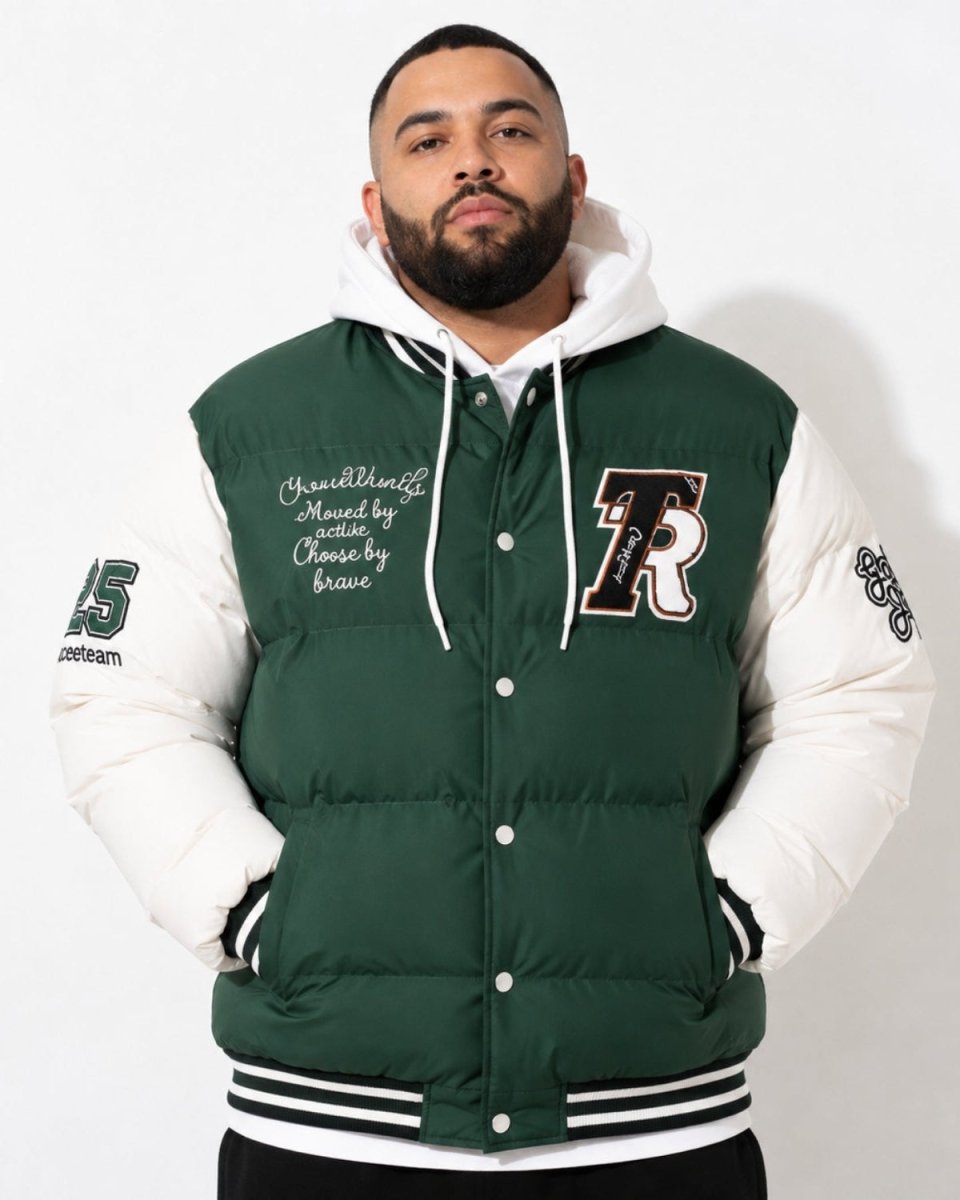 Piumino da uomo trapuntato con cappuccio in stile varsity