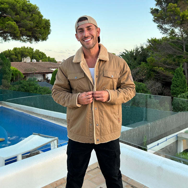 Giacca trucker da uomo foderata in sherpa con colletto risvoltato
