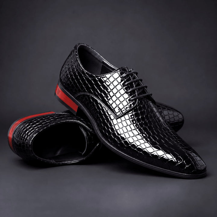 Męskie buty oxfordy ze skóry o fakturze krokodyla, z czerwonym detalem na pięcie
