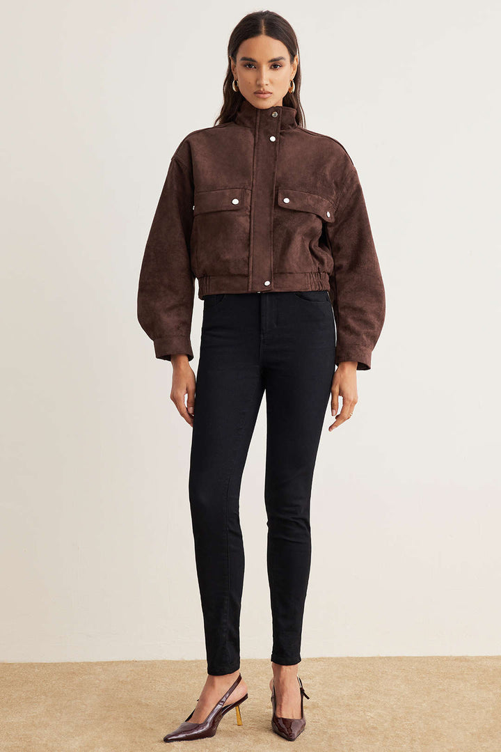 Veste Courte Femme Col Montant Poches Rabats