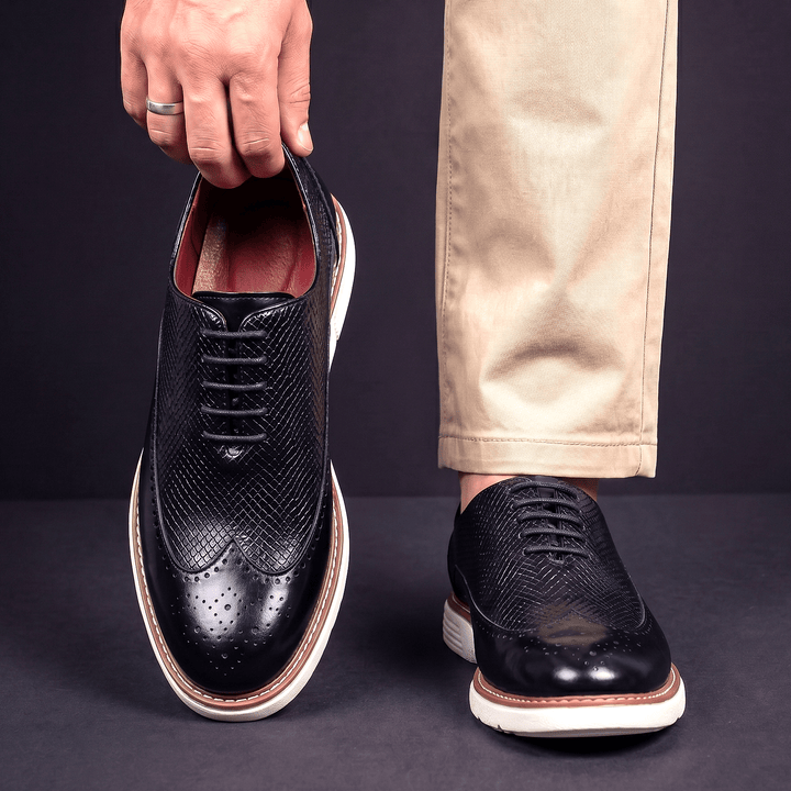 Oxford-schoenen voor heren van leer met veters en broguesdetails