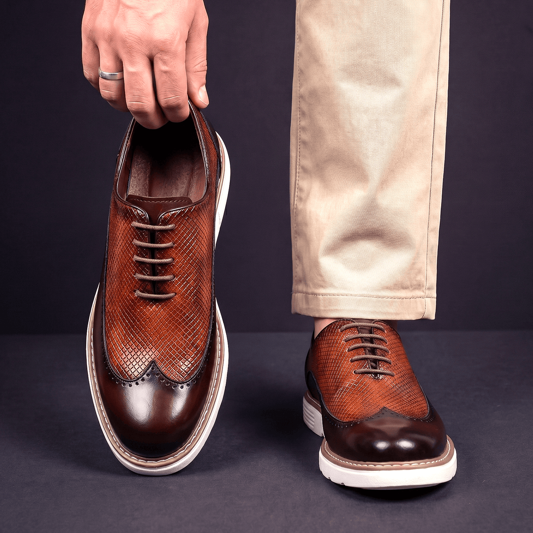 Oxford-schoenen voor heren van leer met veters en broguesdetails