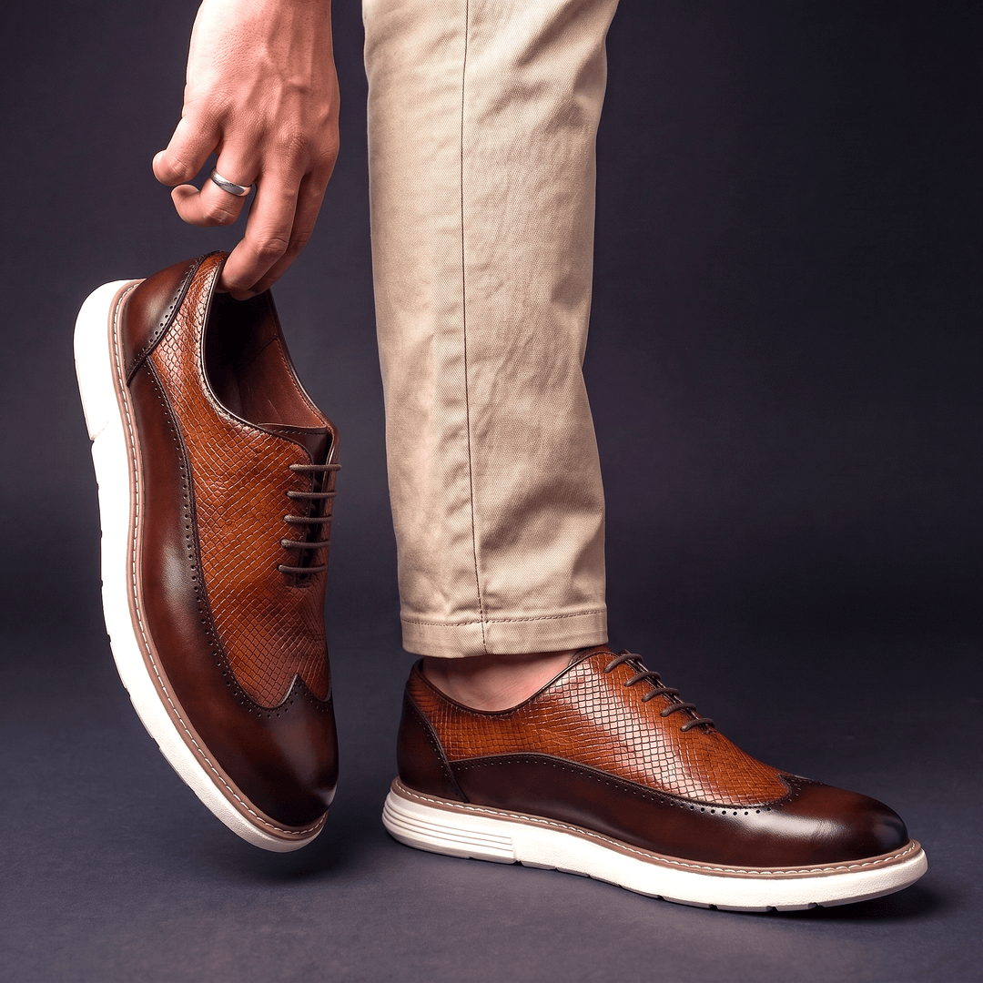 Oxford-schoenen voor heren van leer met veters en broguesdetails