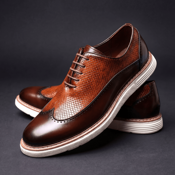 Oxford-schoenen voor heren van leer met veters en broguesdetails
