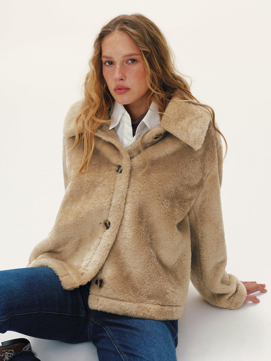 Women's Straight-Cut Buttoned Faux Fur Jacket