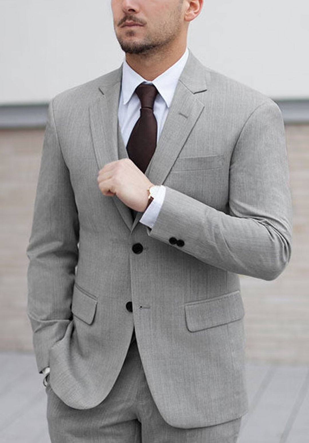 Costume Trois Pièces Homme Coupe Ajustée avec Col Notch et Gilet Six Boutons