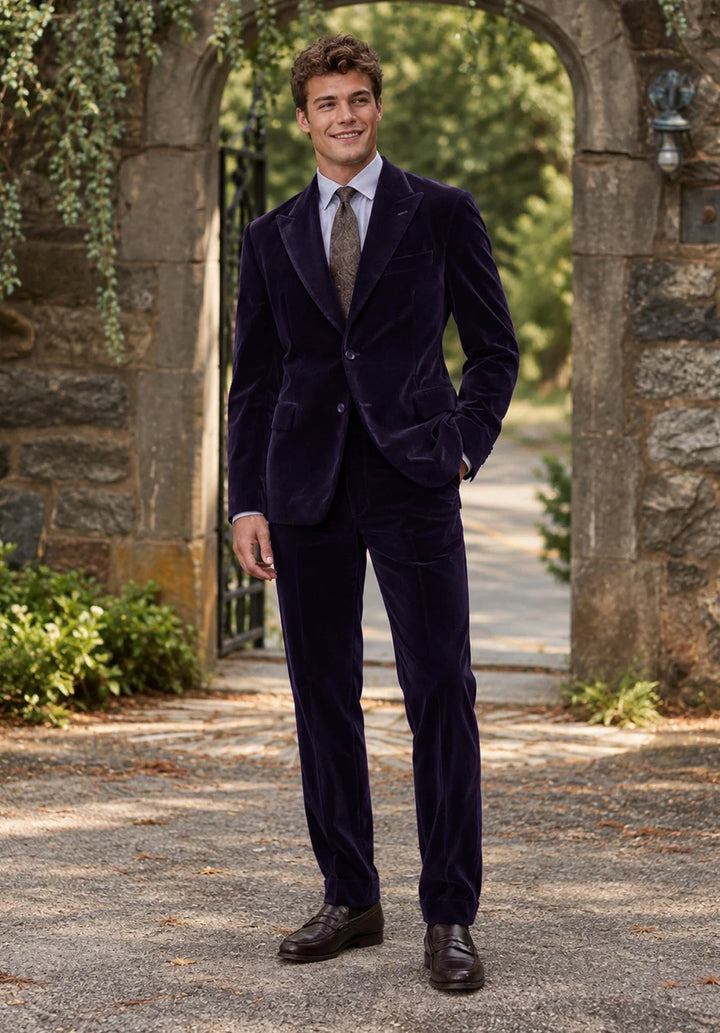 Costume Deux Pièces Homme Coupe Classique en Velours avec Col Peak et Deux Boutons