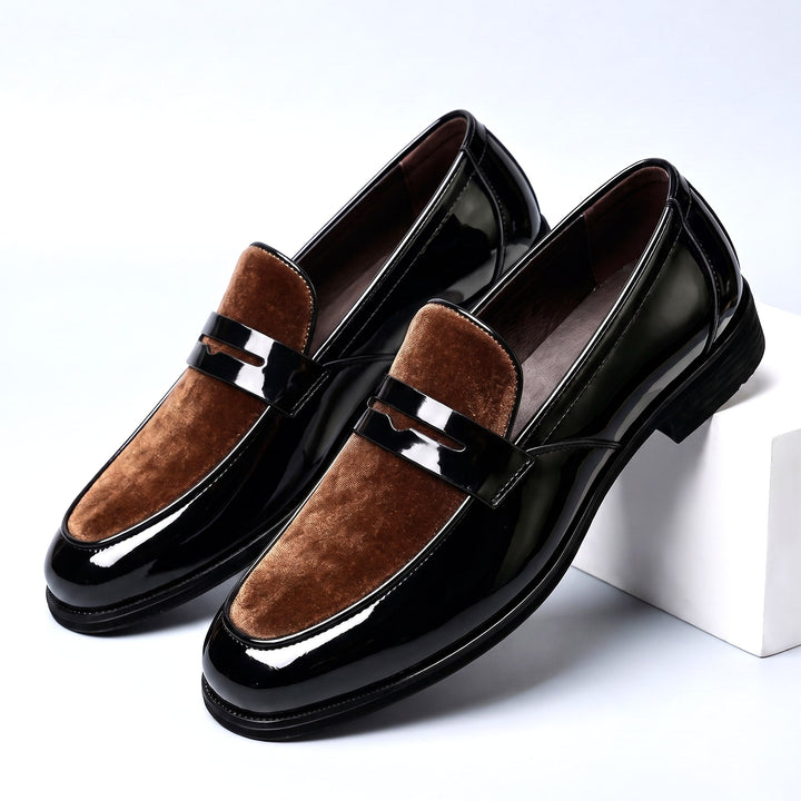 Mocassins Homme Bicolores en Cuir Verni avec Design à Enfiler