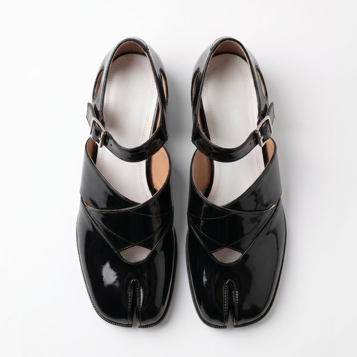 Women's Split-Toe Patent Leather Flats with a Strap