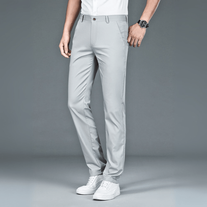Pantalón chino para hombre de corte slim, con cintura plana y bolsillos laterales