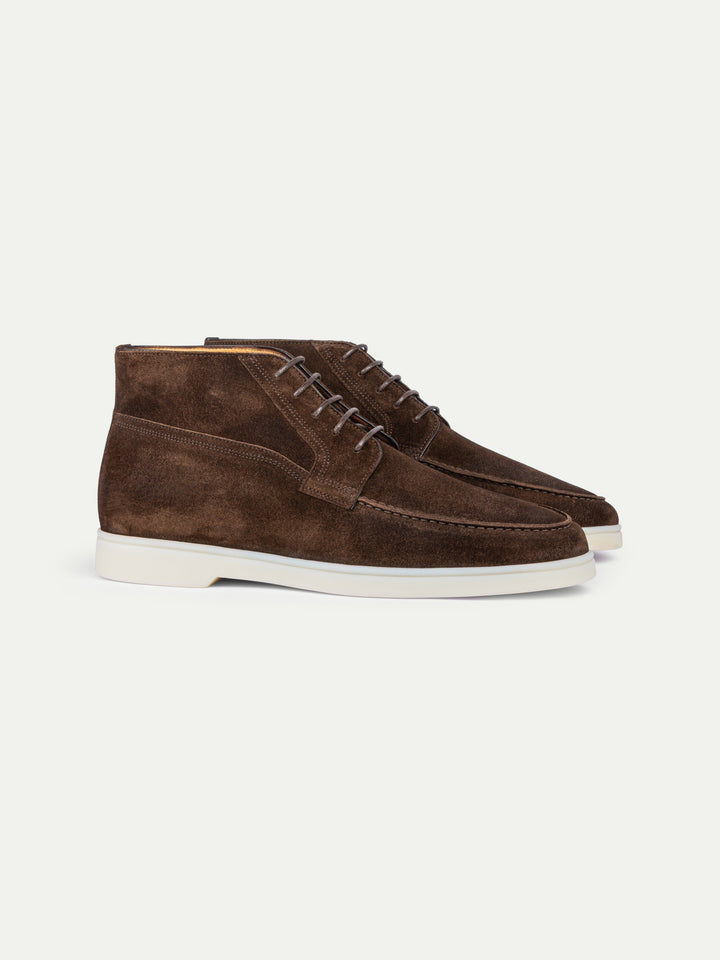 Men's suede Chukka boots - Lace-up with white rubber sole