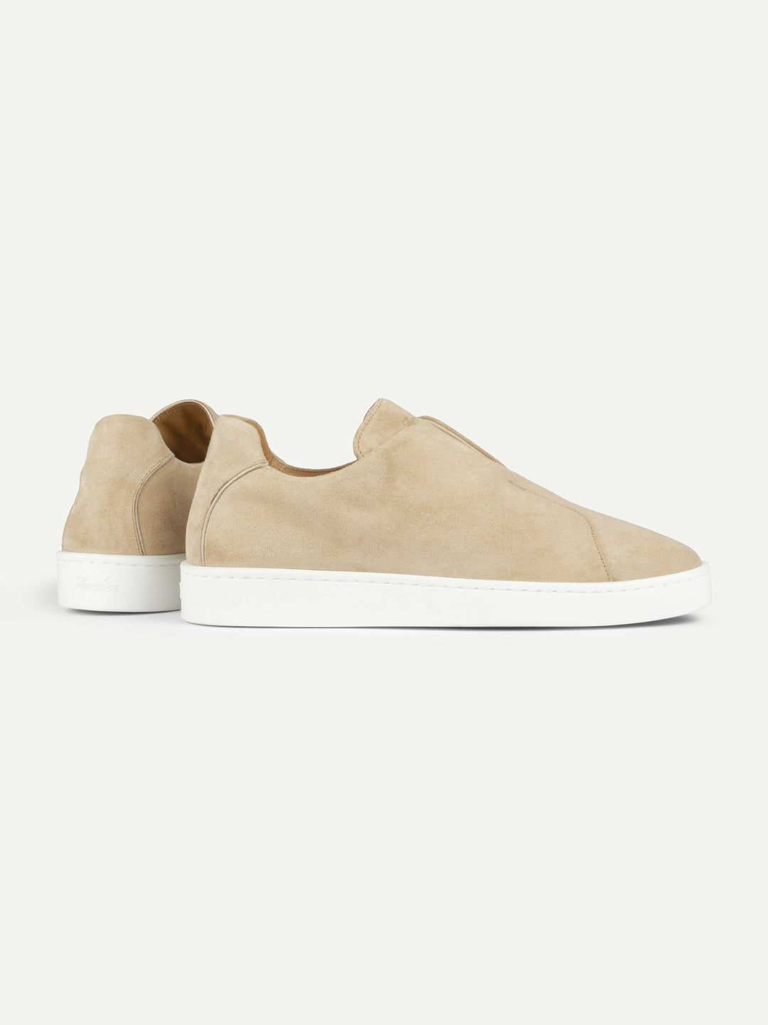 Sneakers slip-on da uomo in camoscio - Cuciture sul collo del piede e suola bianca