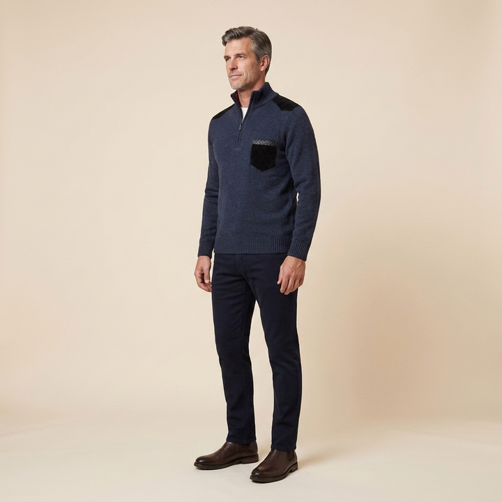 Herrenpullover mit halbem Reißverschluss, Stehkragen und Brusttasche