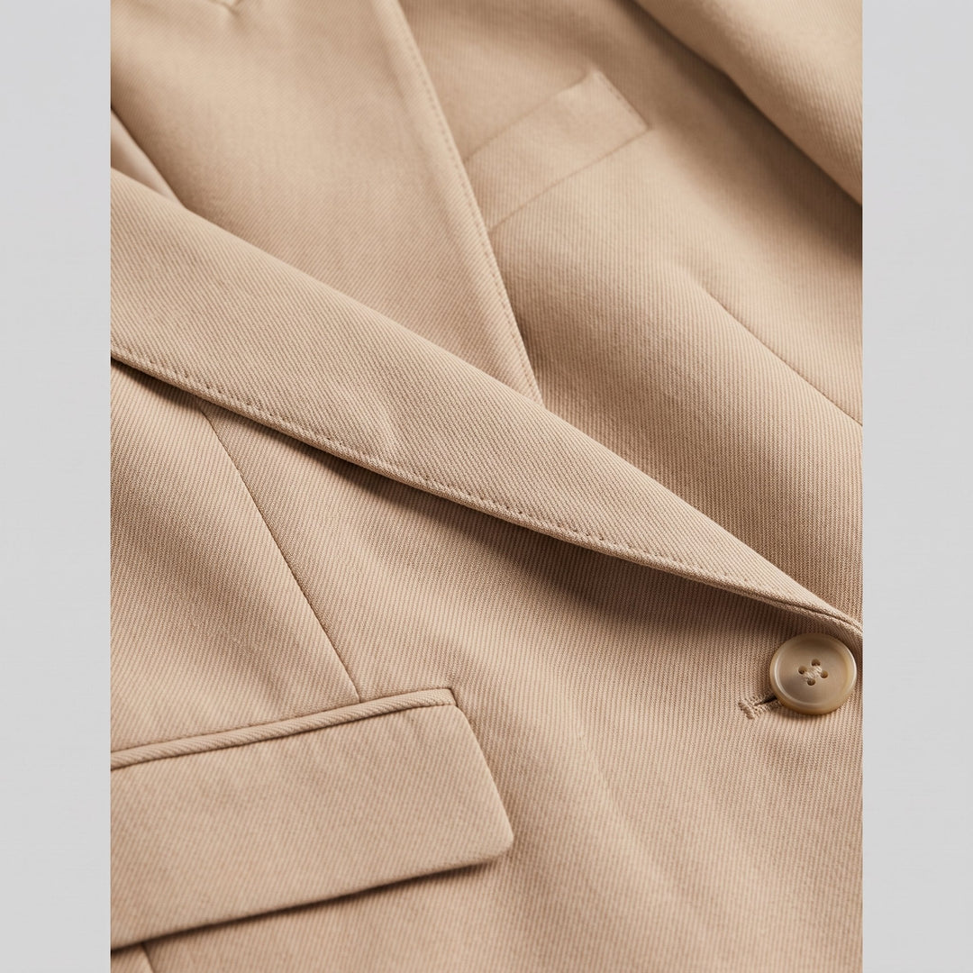Women's Suit Set with Structured Blazer and Pleated Wide-Leg Pants