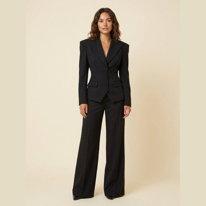 Damespak met getailleerde blazer en wijde pantalon met plooien