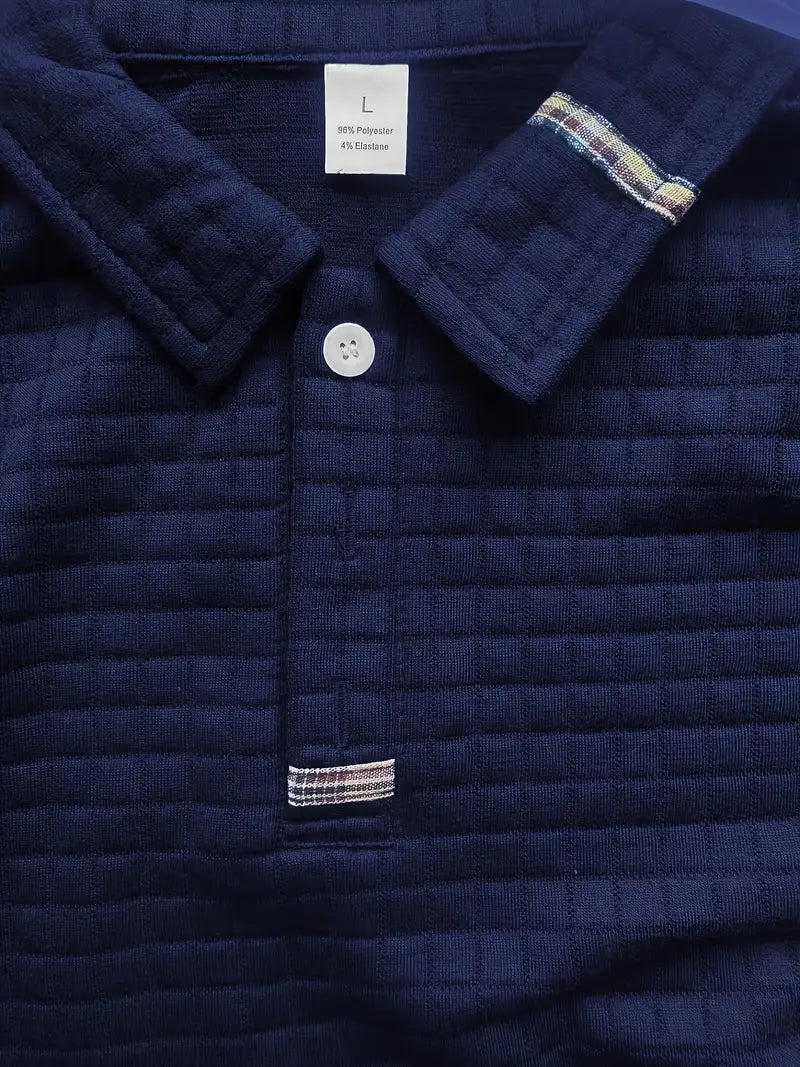 Polo da uomo a maniche lunghe in maglia goffrata con taschino sulla manica