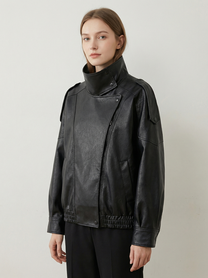 Women's Oversized Faux Fur Jacket with Stand-Up Collar