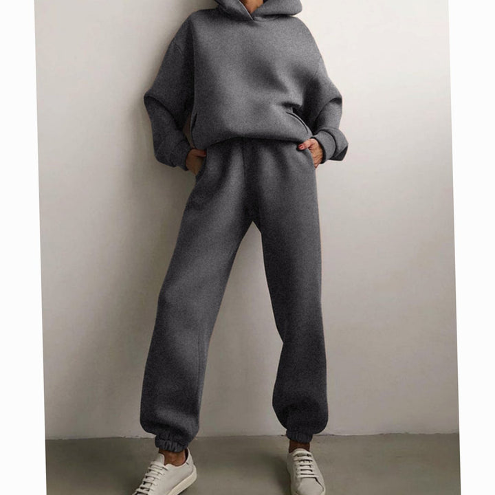 Zweiteiliges Damen-Set mit kurzem Oversize-Kapuzenpullover und Jogginghose mit hohem Bund